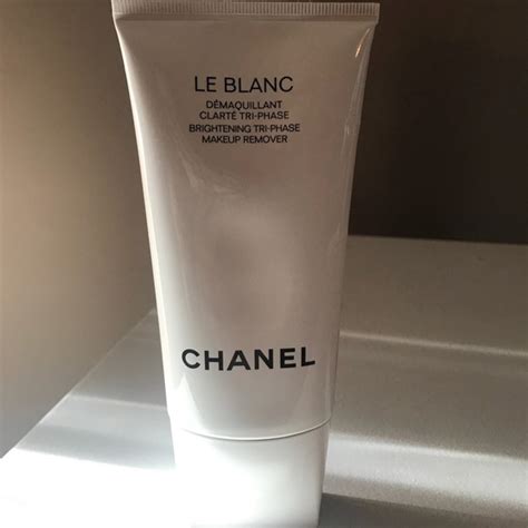 cleansing water chanel|chanel le blanc makeup remover.